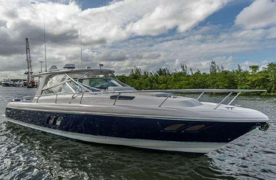 2012 Intrepid 430 Sport Yacht