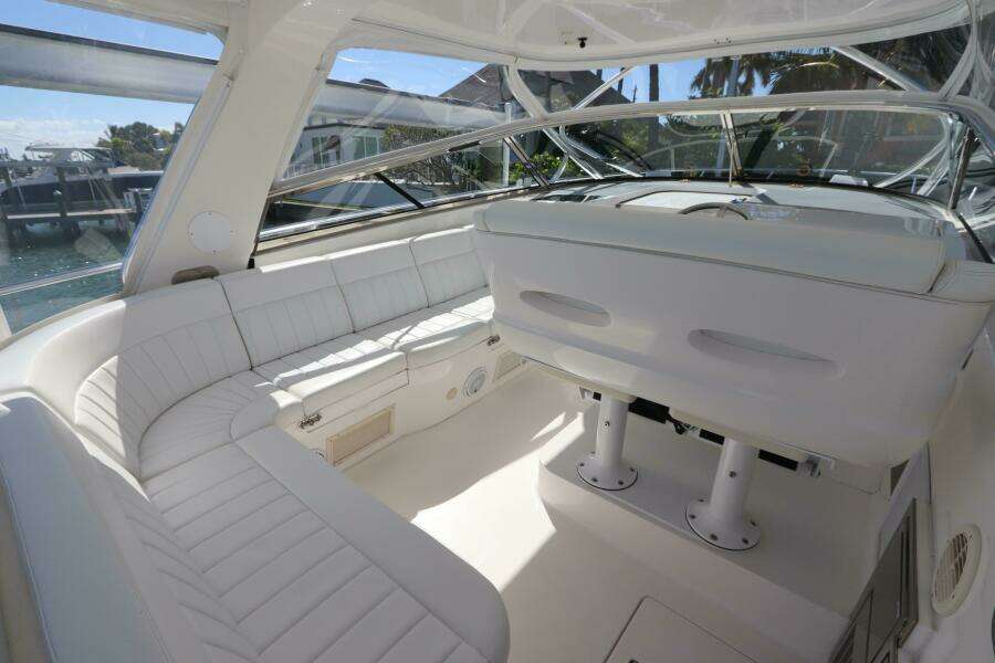 2012 Intrepid 430 Sport Yacht