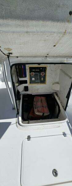 2007 SeaCraft SC32 Master Angler