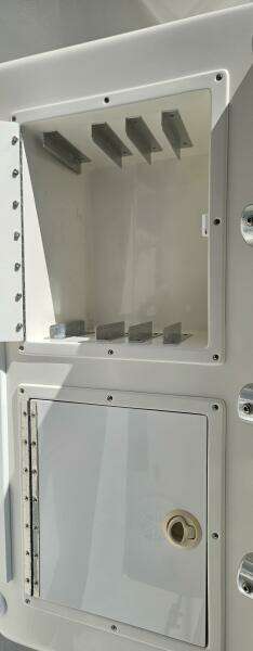 2007 SeaCraft SC32 Master Angler