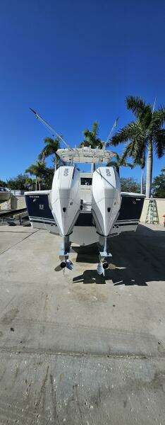 2007 SeaCraft SC32 Master Angler