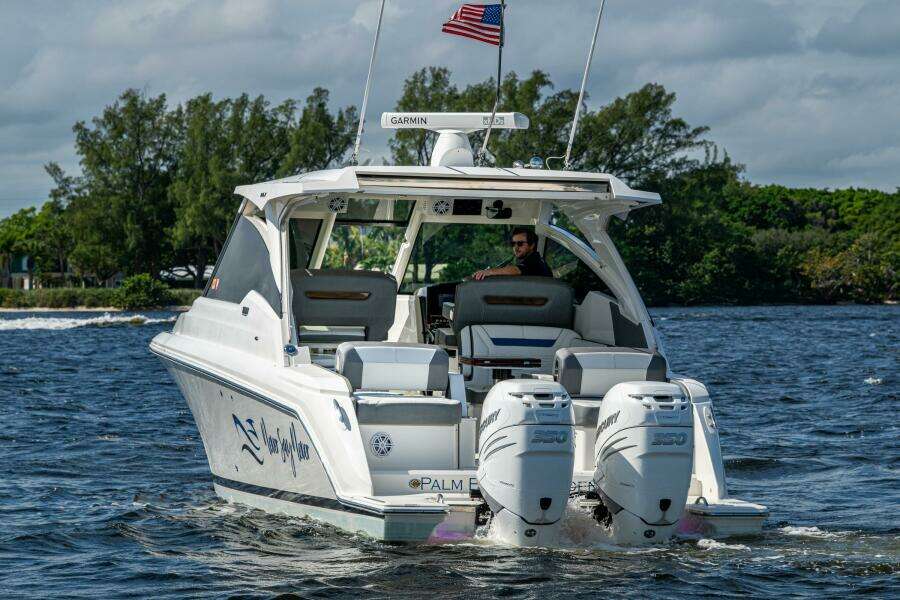 2021 Tiara Yachts 34 LX