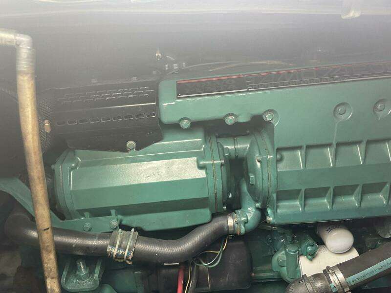 1997 Blackfin Combi 33