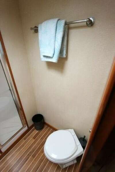 2004 Hatteras 60 Convertible