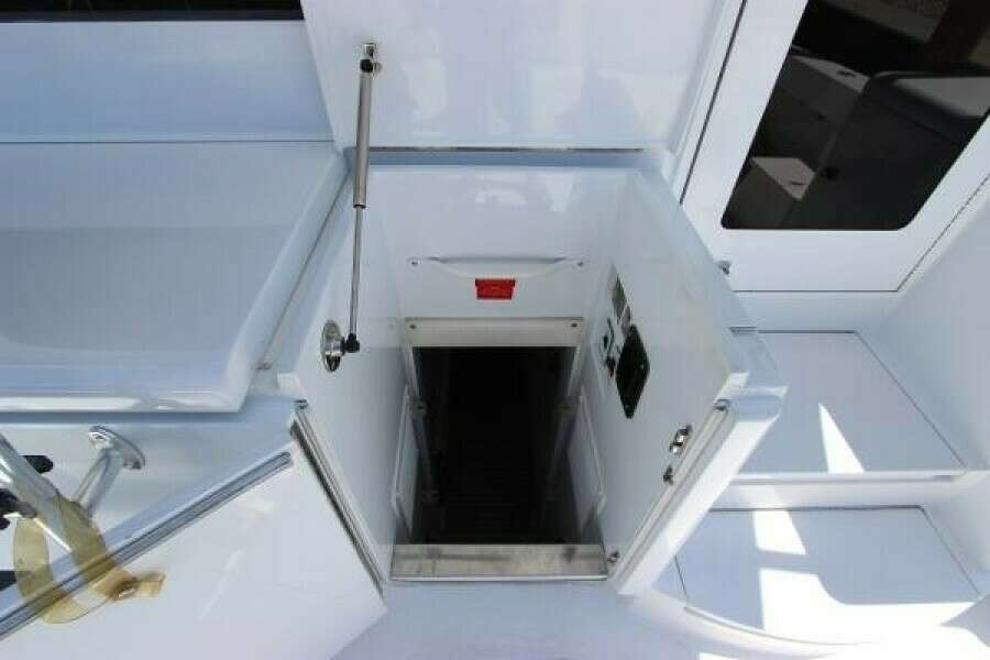 2004 Hatteras 60 Convertible