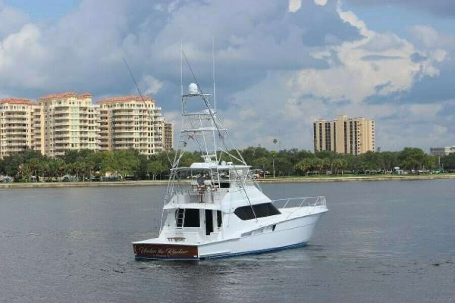 2004 Hatteras 60 Convertible