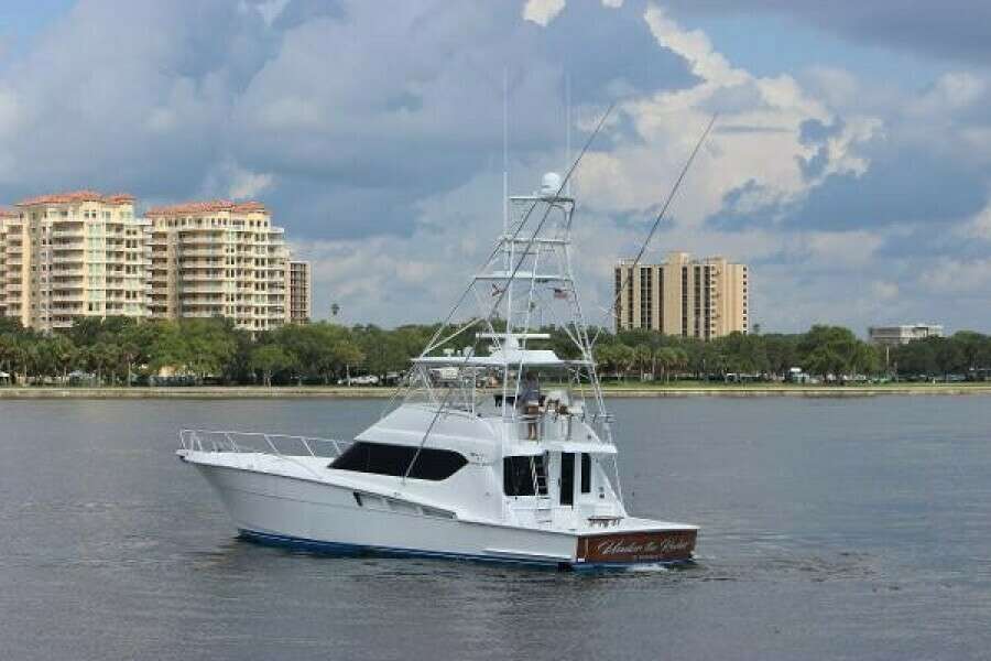 2004 Hatteras 60 Convertible