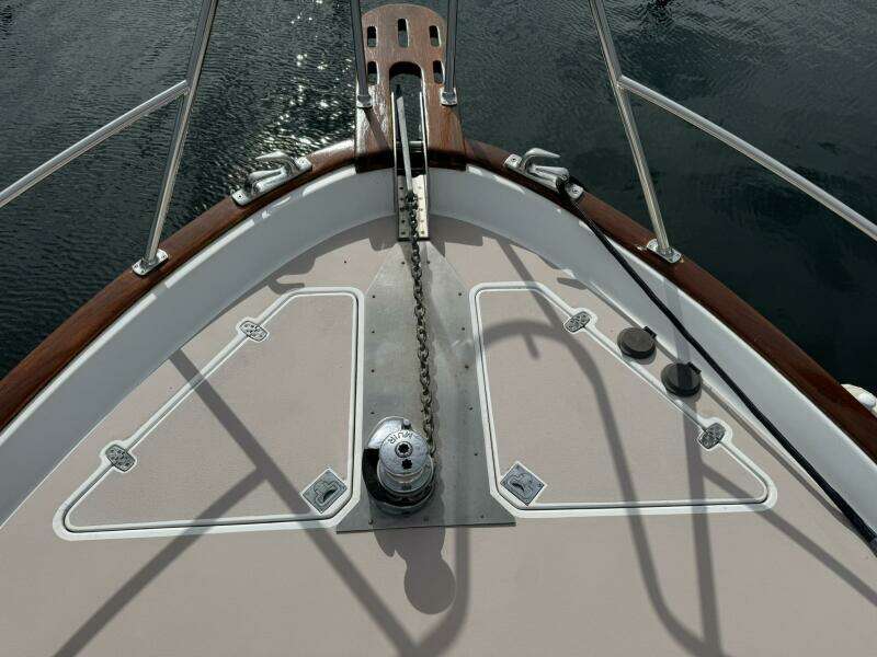 2001 Legacy Yachts Express