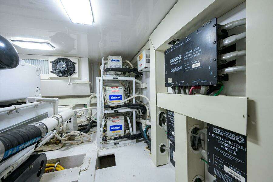 Viking 56 MATTER OF TIME - Engine Room