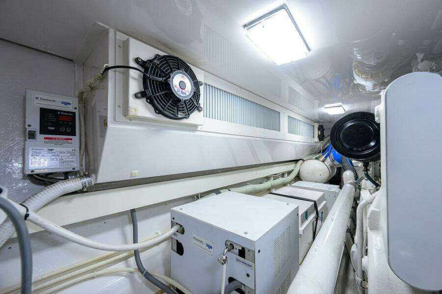 Viking 56 MATTER OF TIME - Engine Room