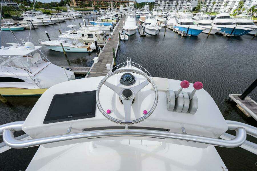 Viking 56 MATTER OF TIME - Tower - Helm