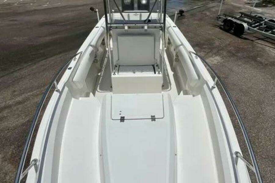 1994 Fountain 31 Center Console