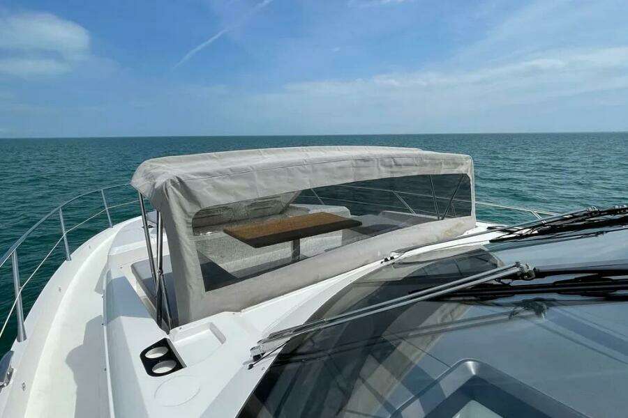 2020 Sunseeker 74 Sport Yacht