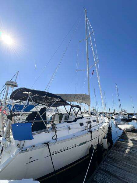 2007 Beneteau 373