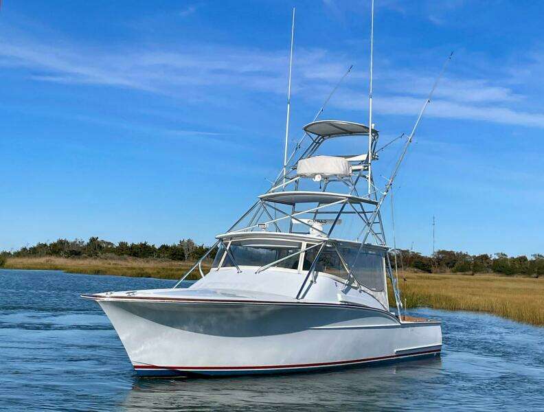2005 Custom Carolina 40 DeSanti