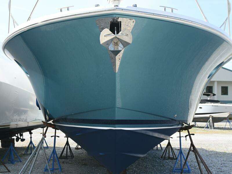 2017 Tiara Yachts 44 Coupe