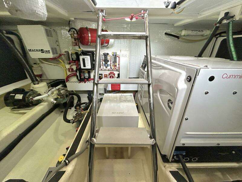 2017 Sabre 42 Salon Express