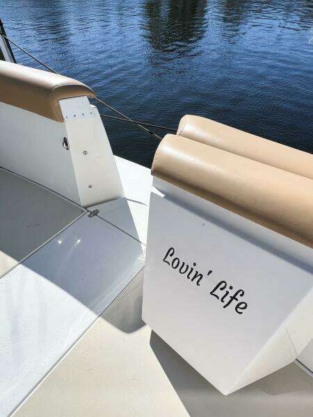 1998 Carver 350 Mariner