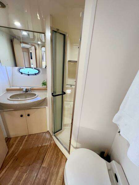 1998 Carver 350 Mariner