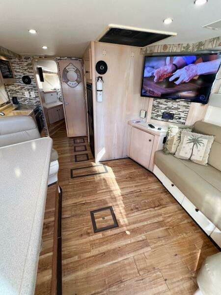 1998 Carver 350 Mariner