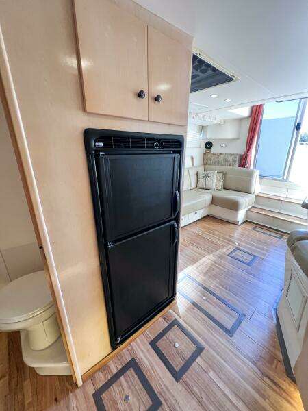 1998 Carver 350 Mariner