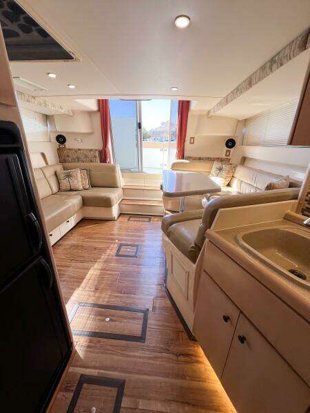 1998 Carver 350 Mariner