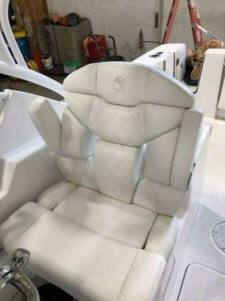 2018 Edgewater 248CX Crossover