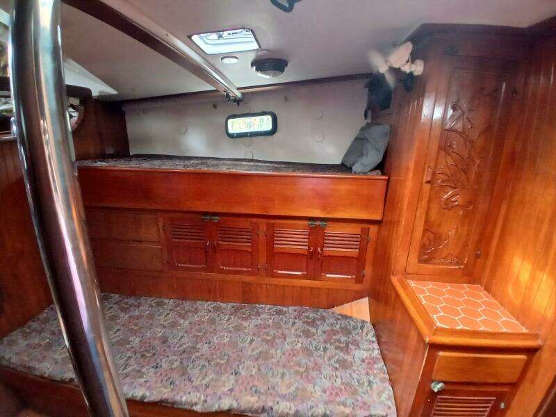 1980 Hardin Center Cockpit