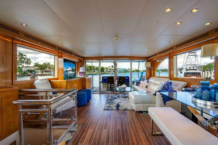 2003 Hatteras Cockpit MY