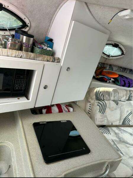 2000 Wellcraft 290 Coastal