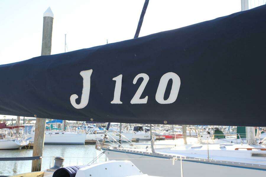 1996 J Boats 120