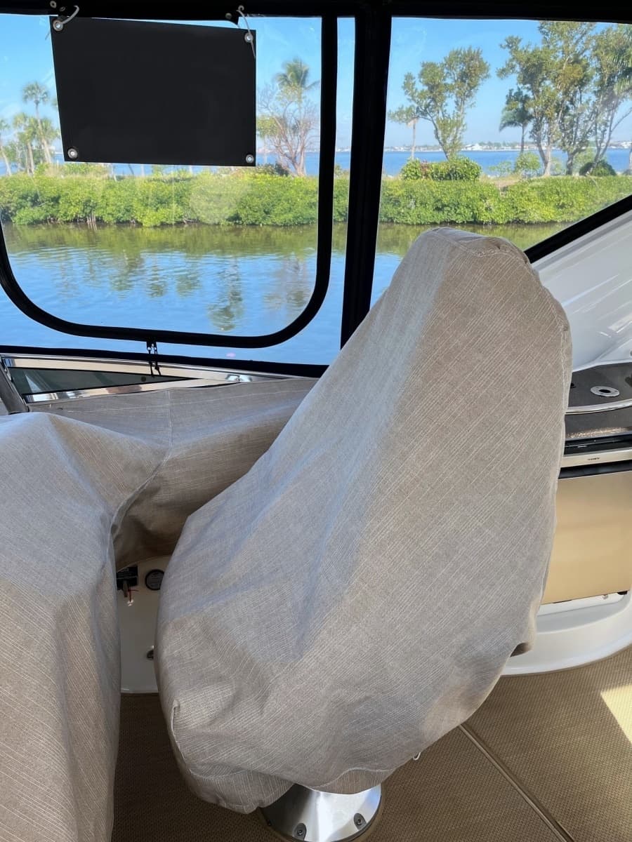 2013 Meridian 441 Sedan