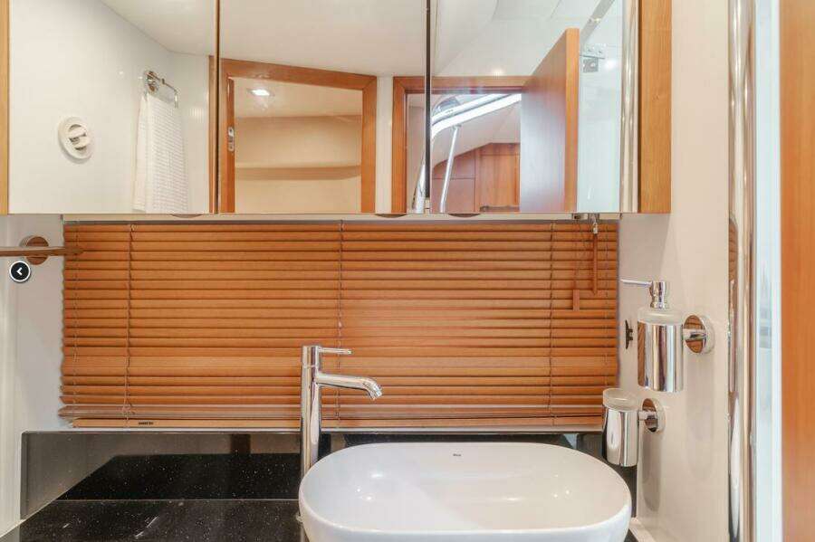 2012 Sunseeker Portofino 48