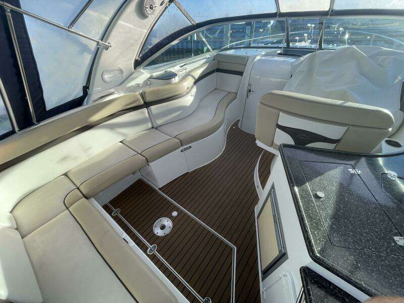 2016 Rinker 310 Express