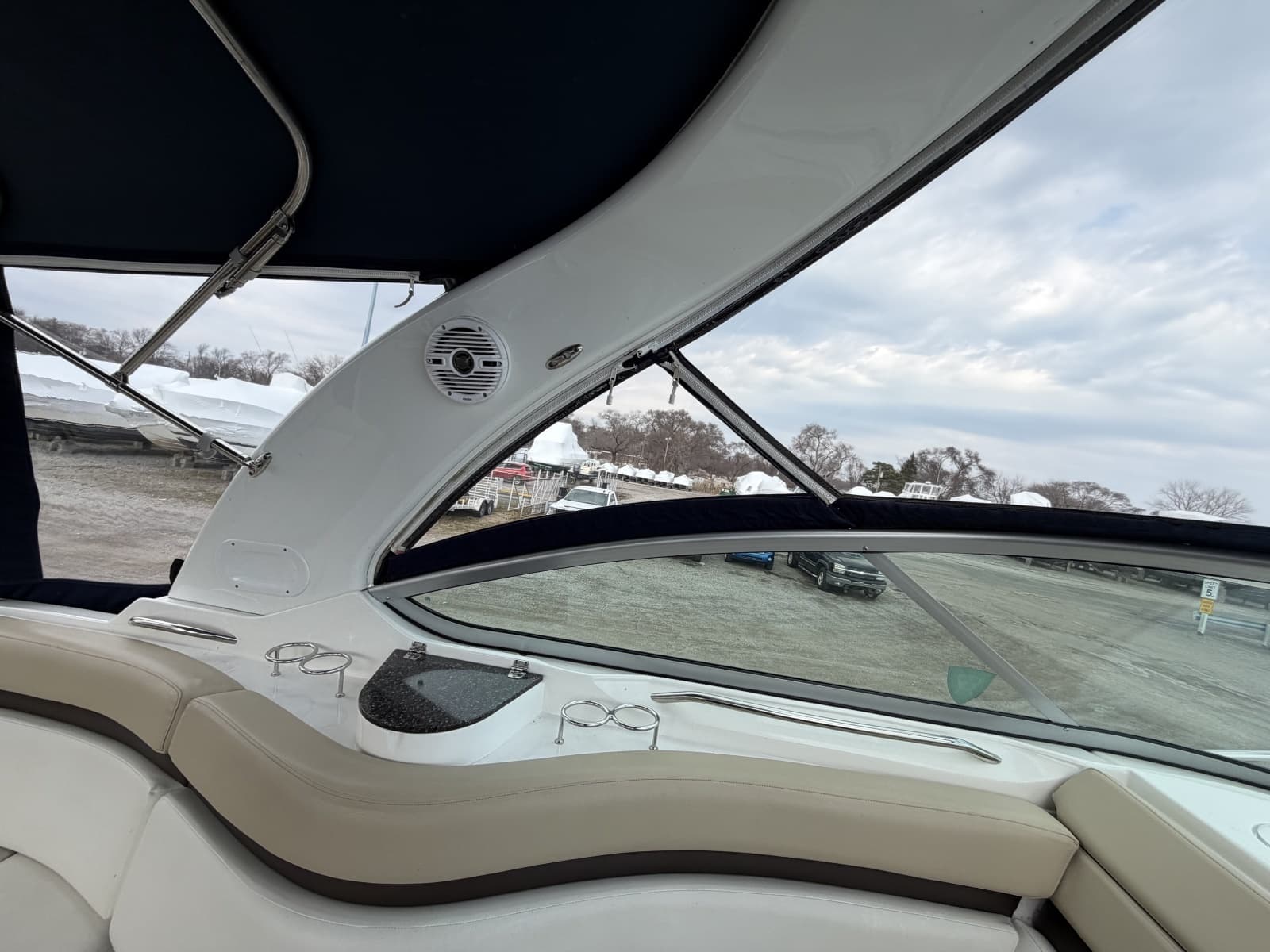 2016 Rinker 310 Express