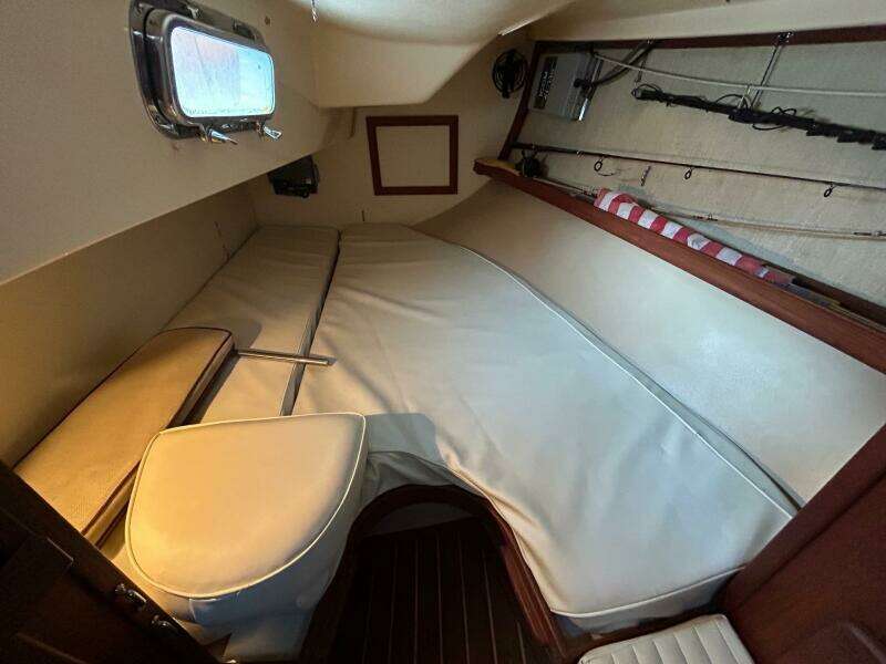Quarter berth close up