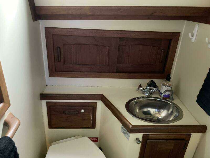 1990 Pacific Seacraft 34 Voyager