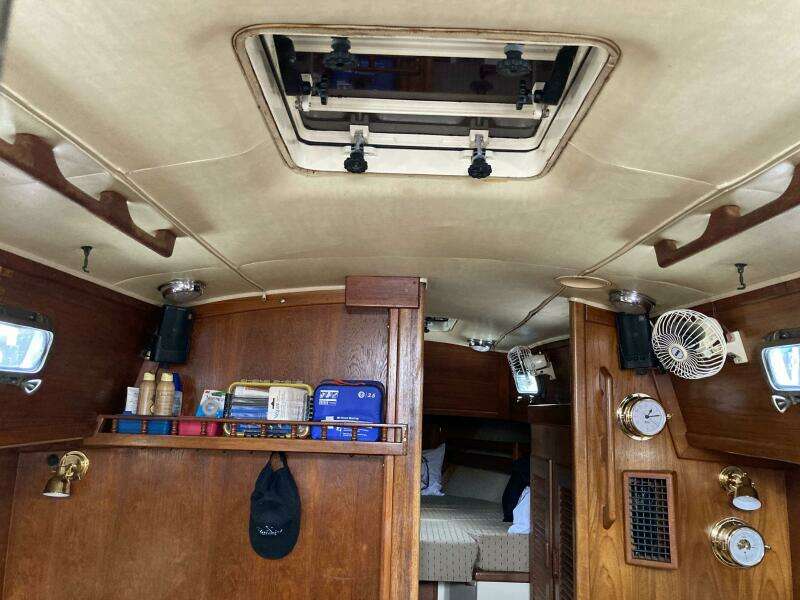 1990 Pacific Seacraft 34 Voyager