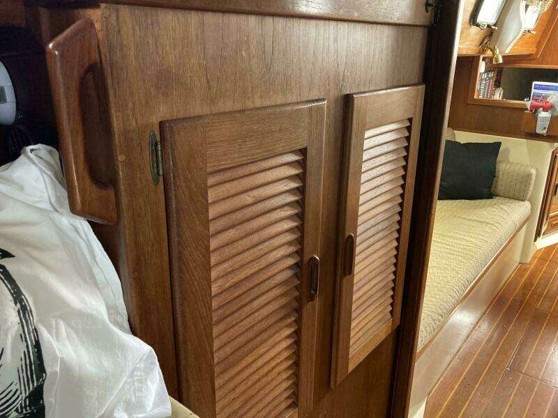 1990 Pacific Seacraft 34 Voyager