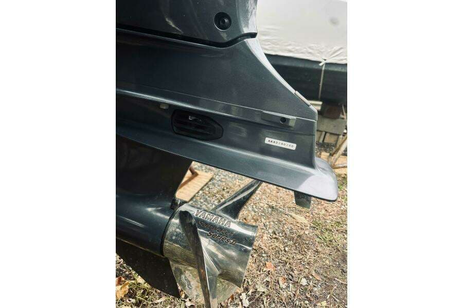 2022 Robalo R272 Center Console