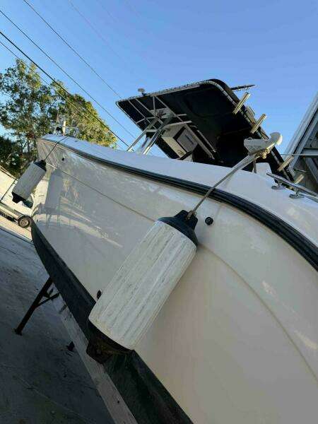 2004 Century 3200 Center Console