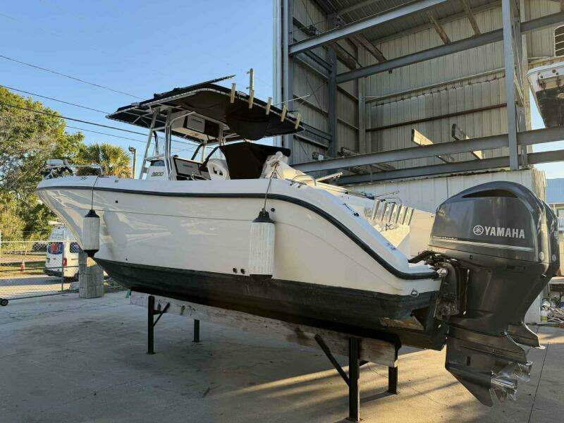 2004 Century 3200 Center Console