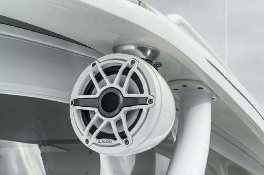 2022 Intrepid 477 Evolution