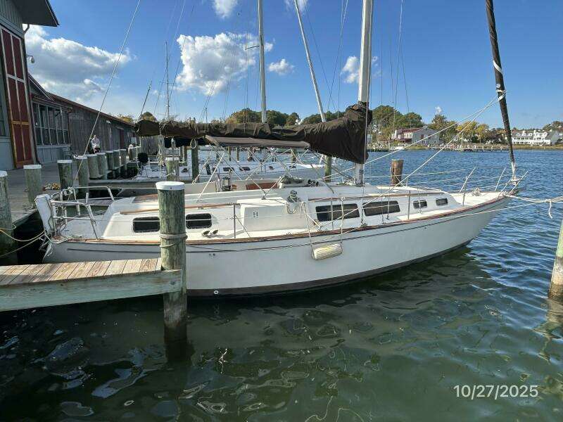 36' S2 starboard profile