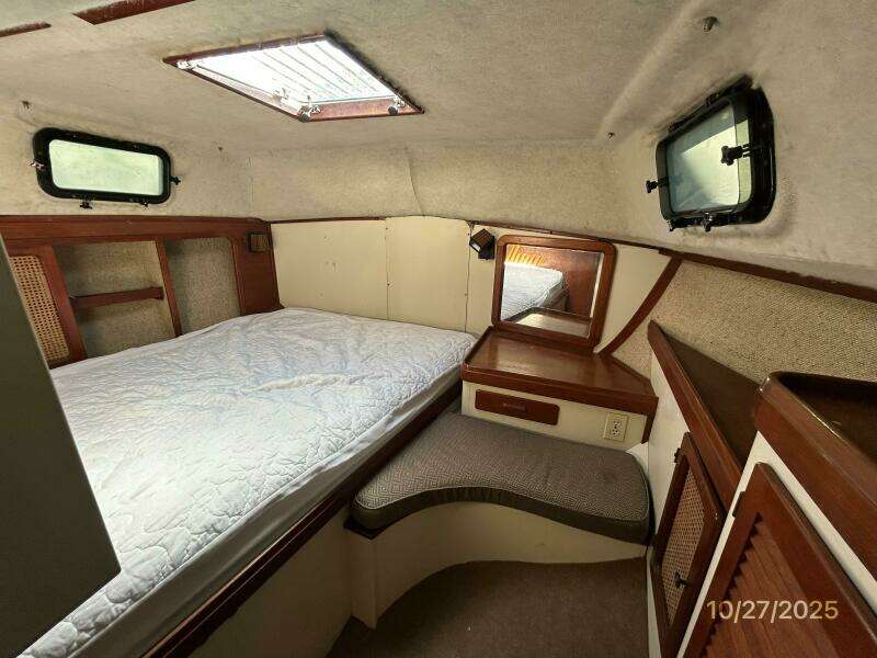 36' S2 aft stateroom