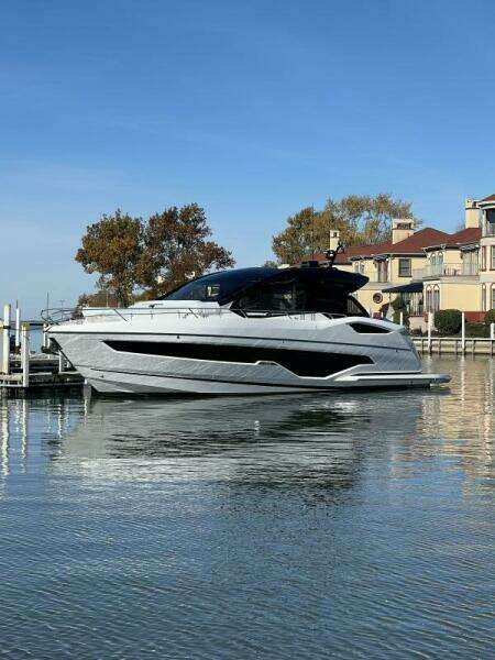 2026 Sunseeker 55 Predator