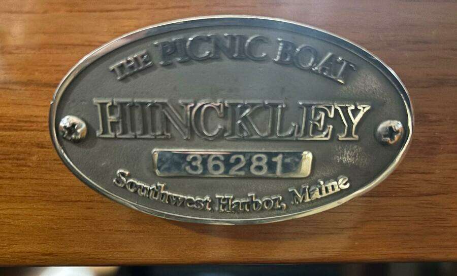 2003 Hinckley 36 Picnic Boat EP