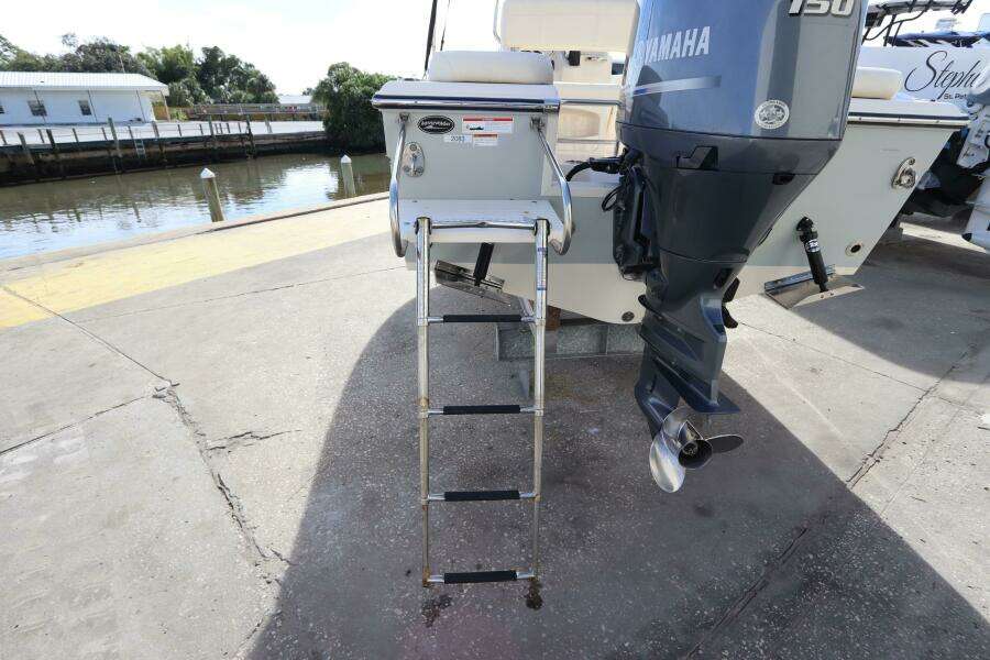 2022 Grady-White Fisherman 180