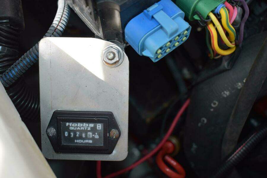 2003 Chris-Craft Launch 25