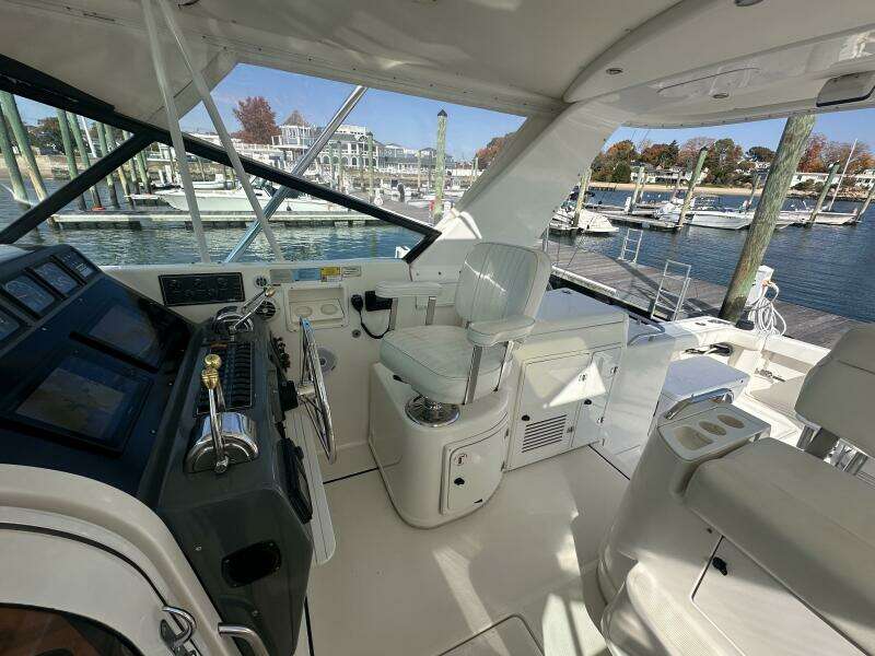 2001 Tiara Yachts 4300 Open